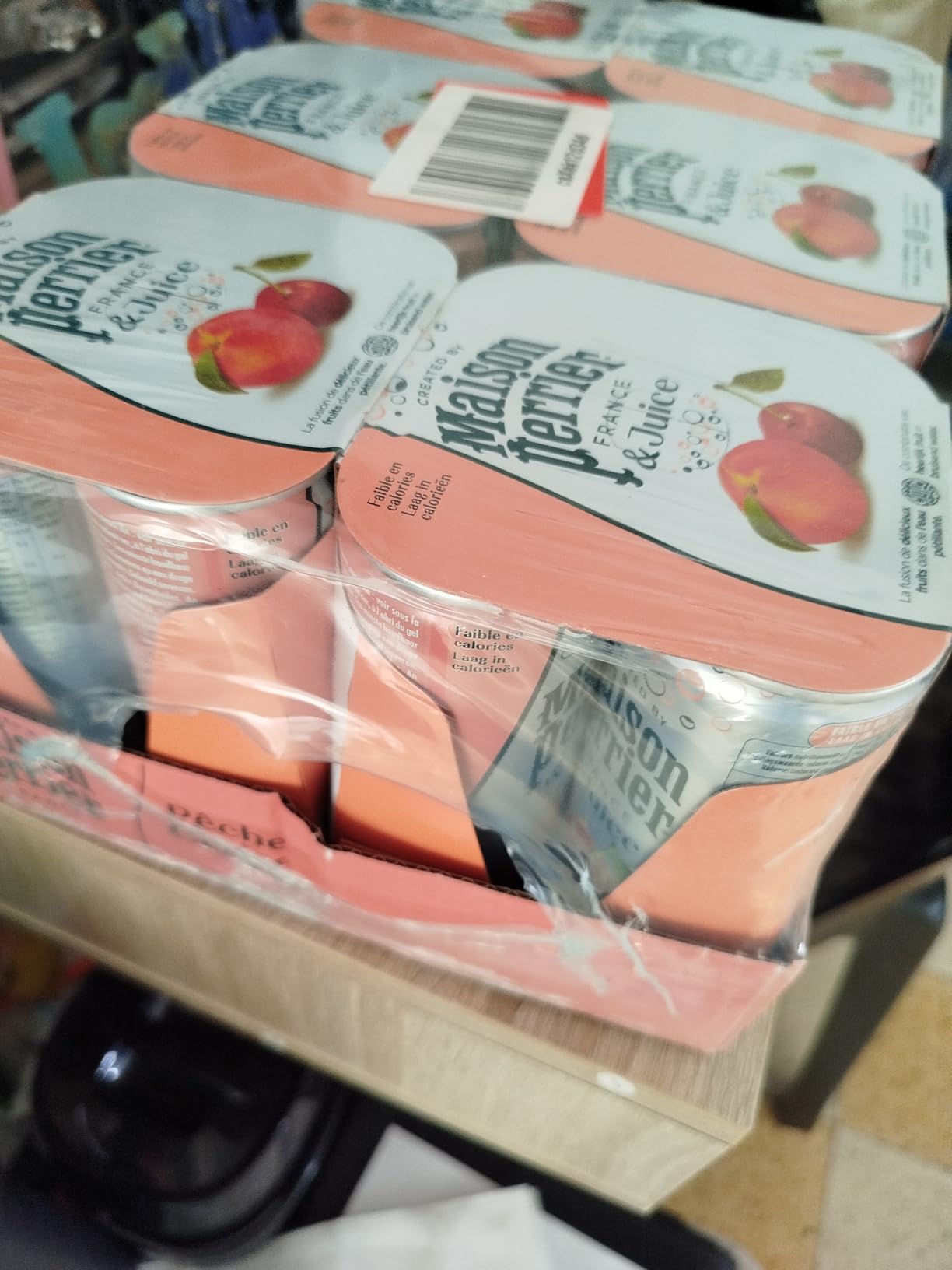 Maison Perrier Magnetic Juice boisson gazeuse pêche cerise 24x25cl
