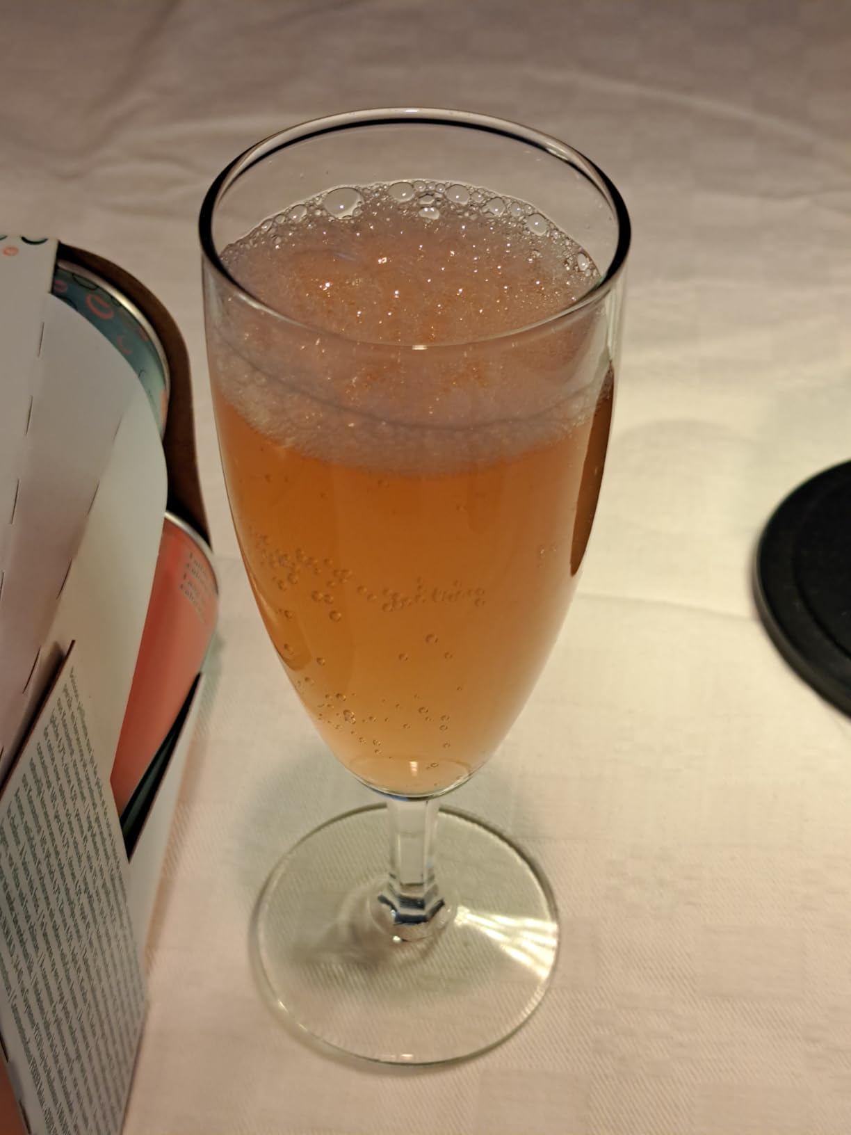 Maison Perrier Magnetic Juice boisson gazeuse pêche cerise 24x25cl