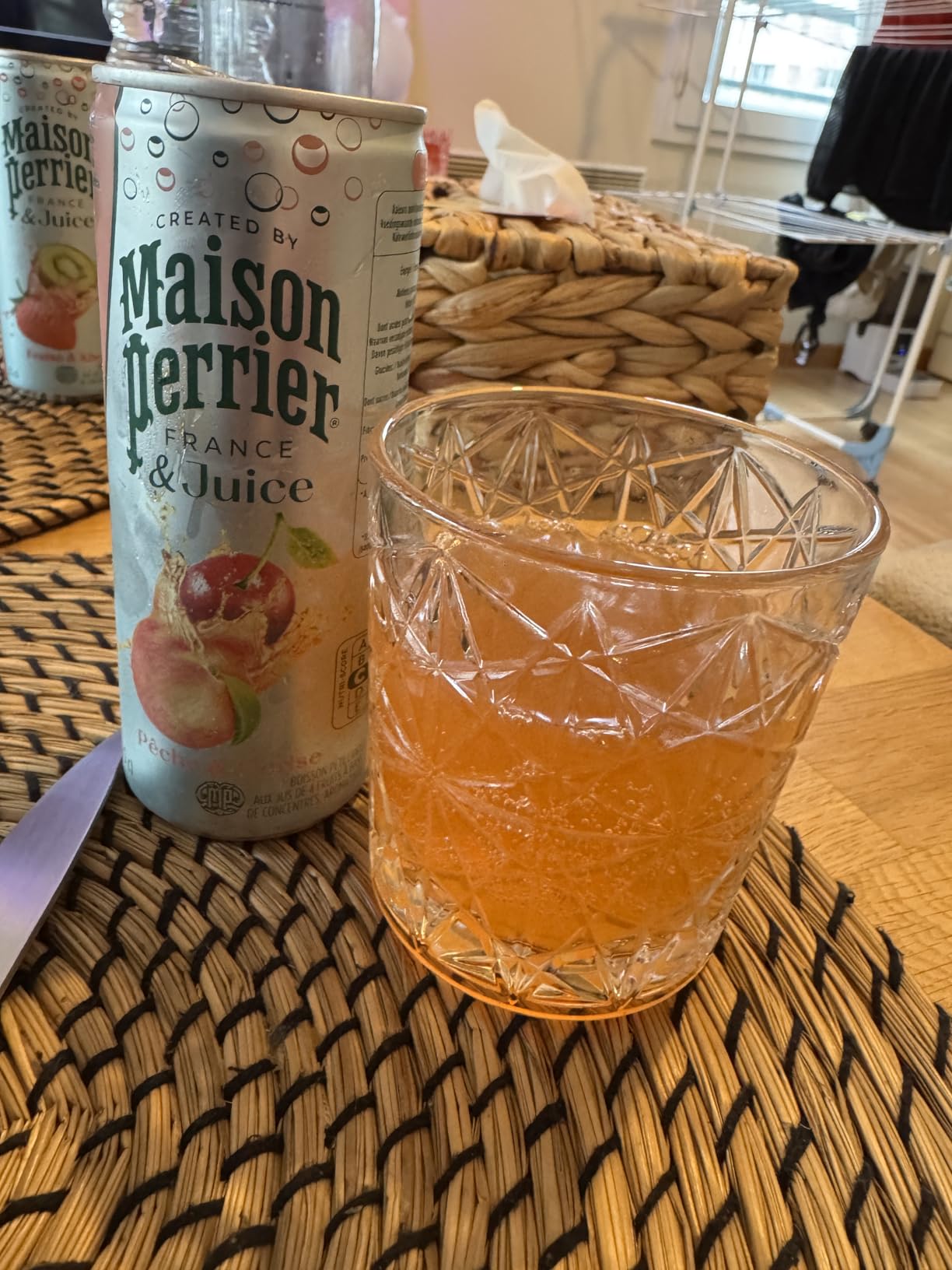 Maison Perrier Magnetic Juice boisson gazeuse pêche cerise 24x25cl