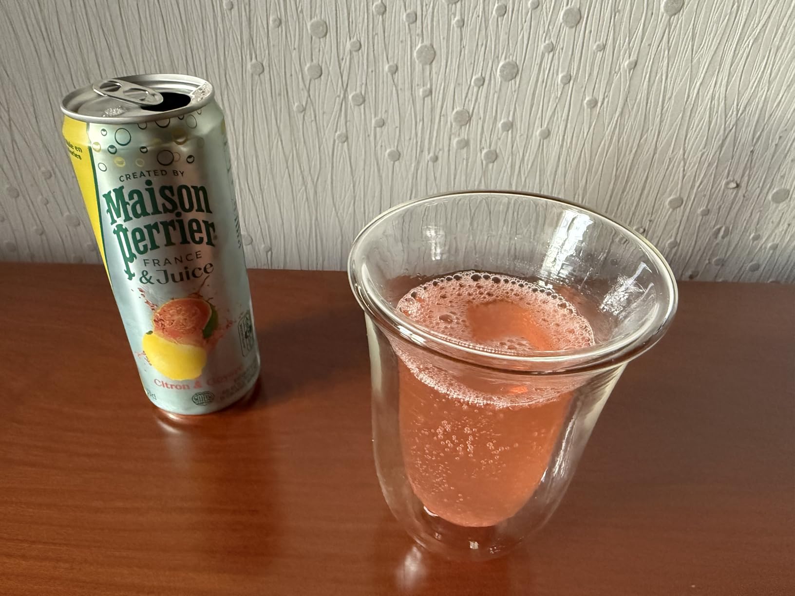 Maison Perrier Magnetic Juice boisson gazeuse citron goyave 24x33cl