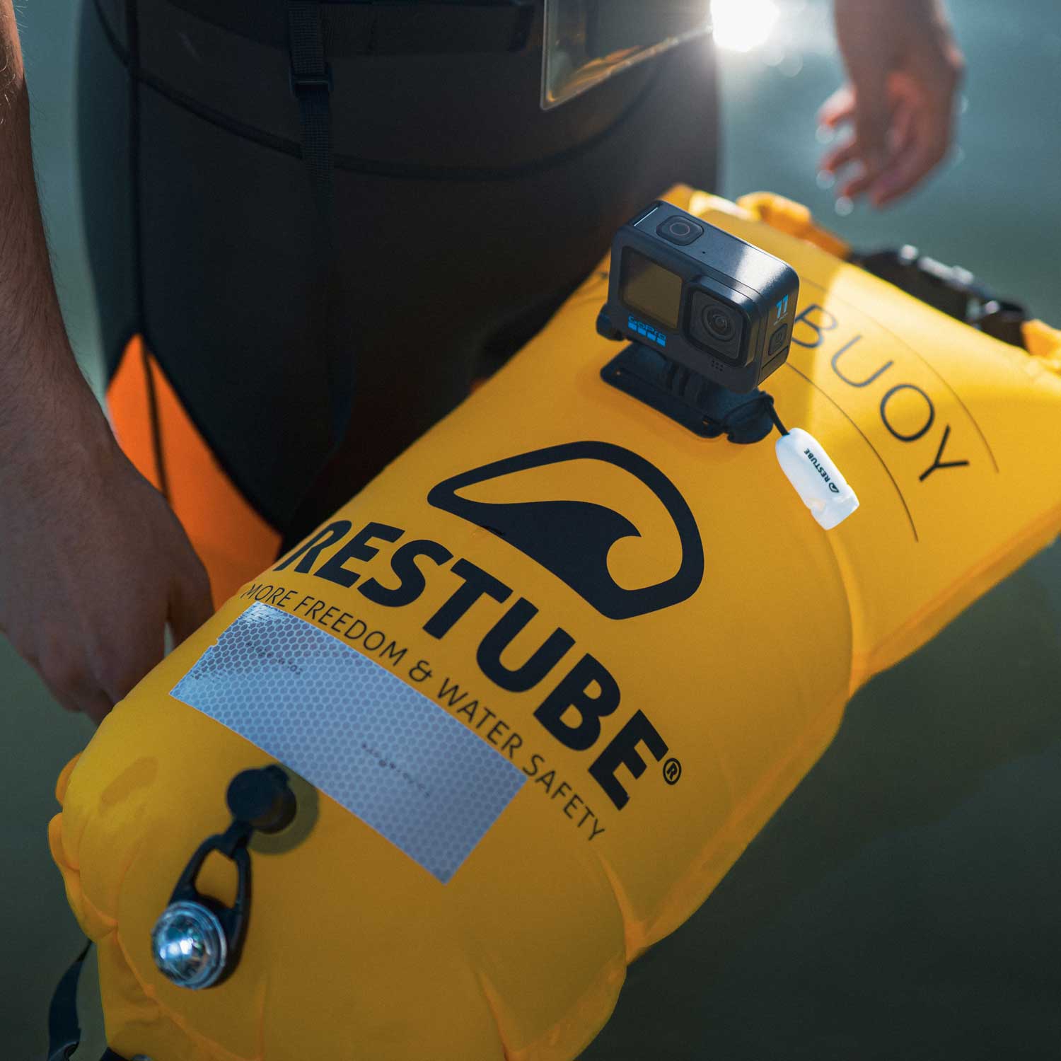Restube Swim Buoy Ultimate Bundle bouée nage sifflet jaune