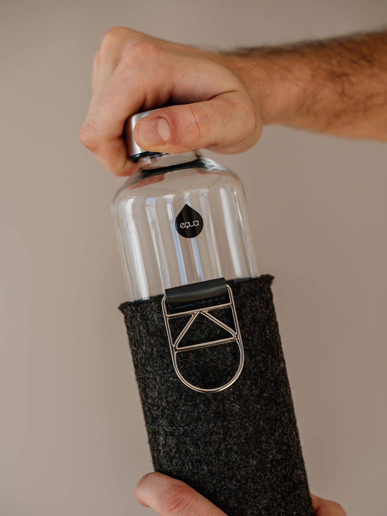 Equa Mismatch Gourde verre 750 ml étui feutre fiable