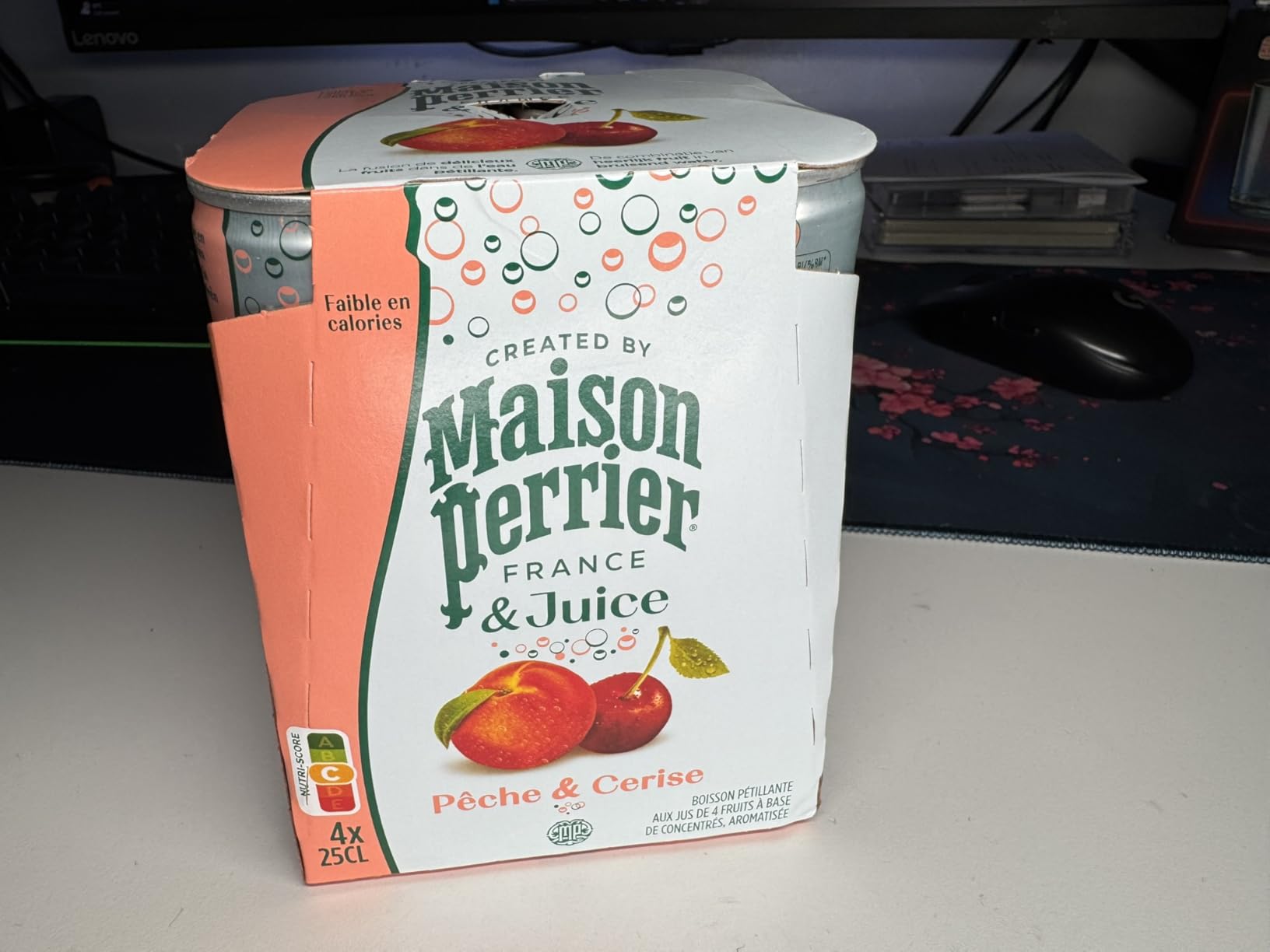 Maison Perrier Magnetic Juice boisson gazeuse pêche cerise 24x25cl