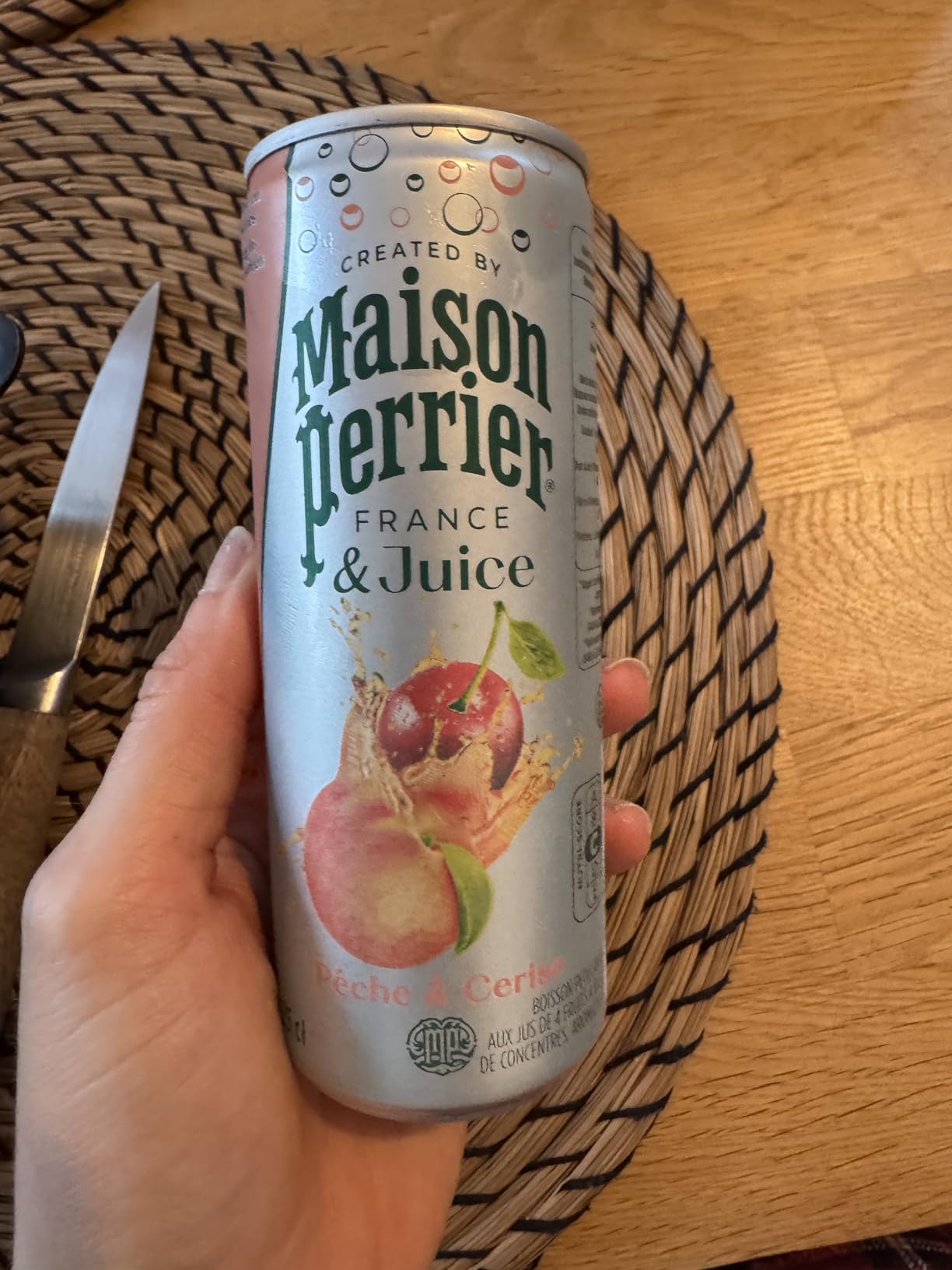 Maison Perrier Magnetic Juice boisson gazeuse pêche cerise 24x25cl